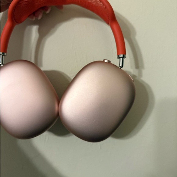 Apple AirPods Max Pink Over-Ear Headphones | Authentic | Used - Picture 6 of 9
